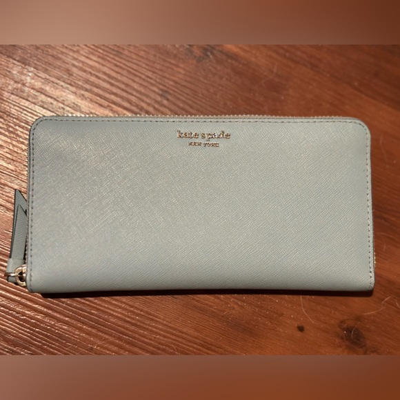 Kate Spade wallet light blue - Picture 1 of 4